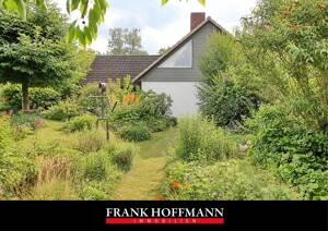 Ein Haus mit Charakter, Raum und Gartenfreude - Einfamilienhaus in ruhiger Lage von Hamburg-Lurup – 22549 Hamburg – Vorschaubild 1