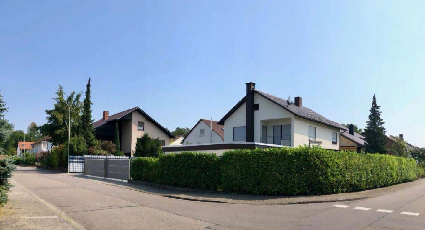 Vollständig renoviertes 6-Zimmer Einfamilienhaus in Wörth am Rhein – Wörth am Rhein – Bild 1 von 9