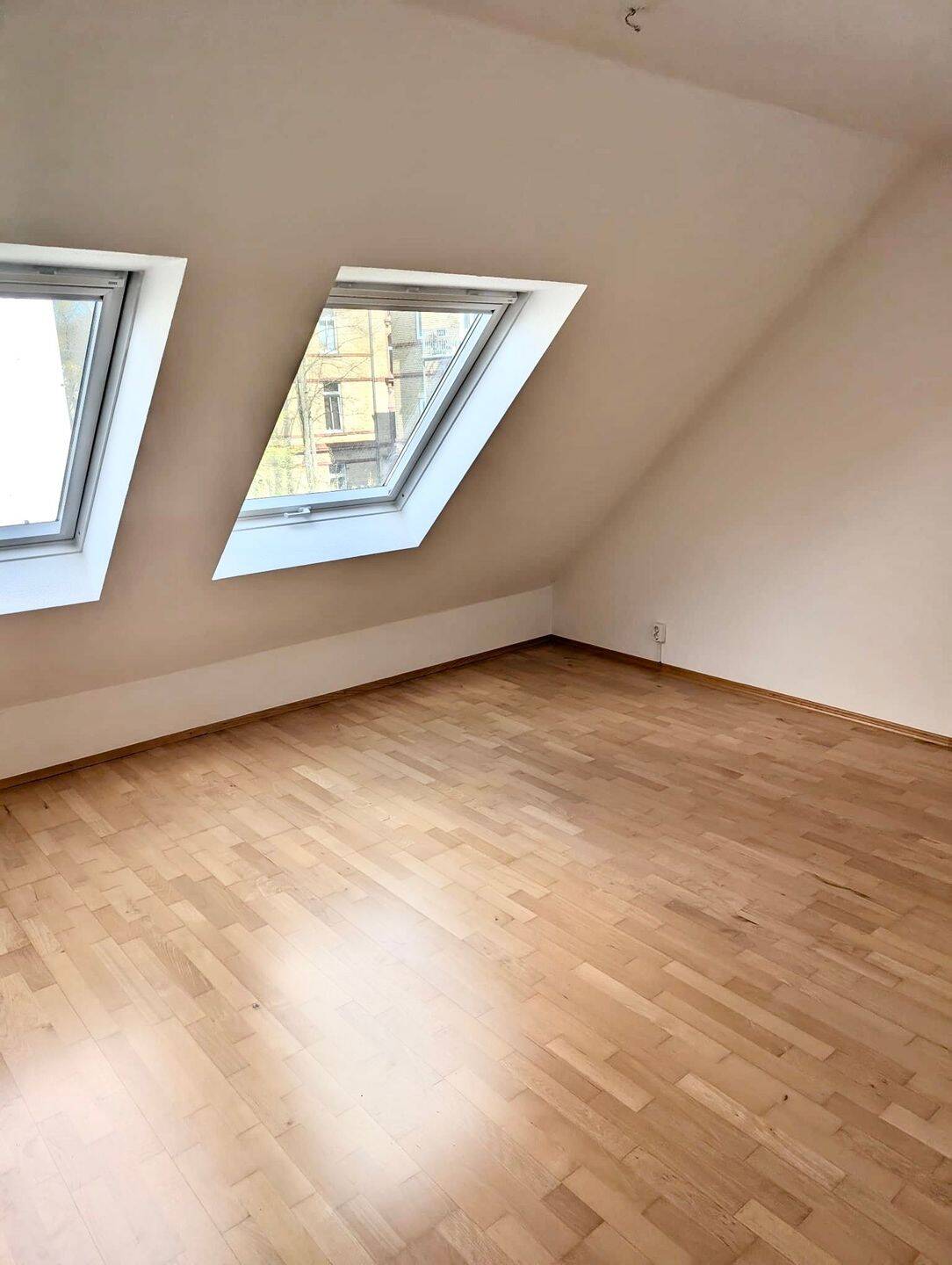 Willkommen im neuen Zuhause! Wunderschöne 2-Zimmer-Wohnung mitten in Wiesbaden und doch im Grünen! – Wiesbaden – Vorschaubild 9