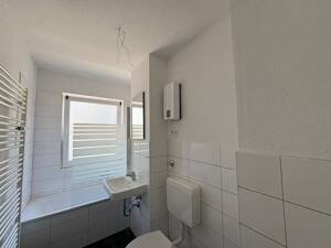 Ihr Wohlfühlort erwartet Sie: Entdecken Sie diese schöne 2,5-Zimmer-Wohnung im Erdgeschoss mit Balkon! – 45327 Essen – Vorschaubild 5