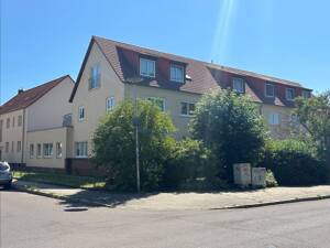 Attraktives Mehrfamilienhaus mit gemischter Nutzung in gefragter Lage von Magdeburg