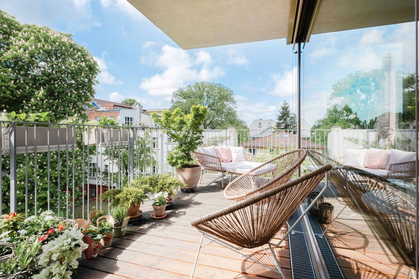 Kraftraum - modernes Penthouse im Fluss des Sonnenlaufes