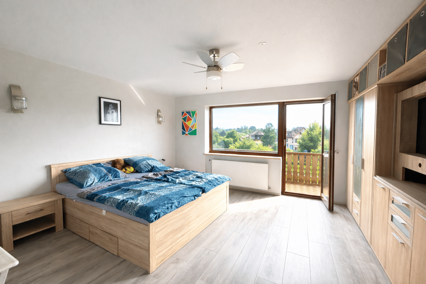 4-Zimmer Obergeschosswohnung (1.OG.) mit 109 m², 2-Balkonen, Einbauküche, Kellerabteil, mit Kfz Stellplatz in Nürnberg – Nürnberg – Vorschaubild 5