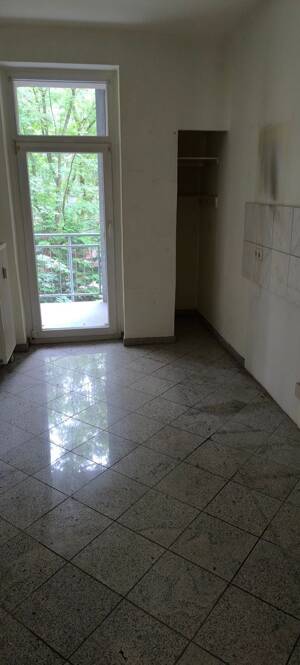 Eigennutzung sofort! Leerstehende 3-ZKB-Eigentumswohnung im soliden Gründerzeit-Altbau – 4318 Leipzig – Vorschaubild 8