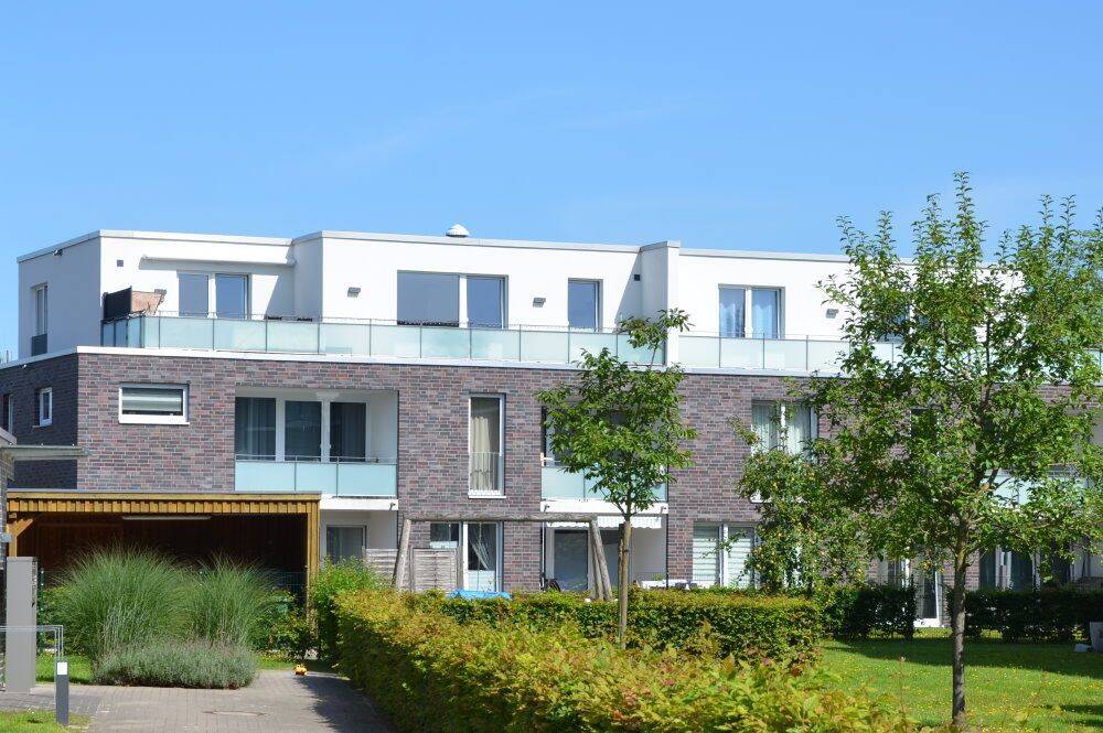 Lukrative Kapitalanlage | Gepflegte Wohnanlage mit 8 gut vermietbaren Wohneinheiten – Oldenburg – Vorschaubild 2
