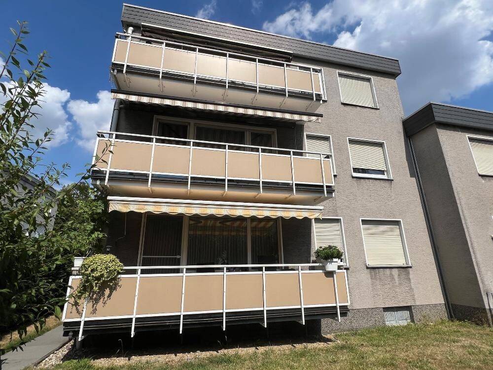 Gepflegte Eigenstumswohnung im Erdgeschoss mit eigener Garage
