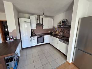 Helle 2-Zimmer-Wohnung mit Balkon & Tiefgarage – Top-Lage in der Neumarkter Altstadt – 92318 Neumarkt in der Oberpfalz – Vorschaubild 3