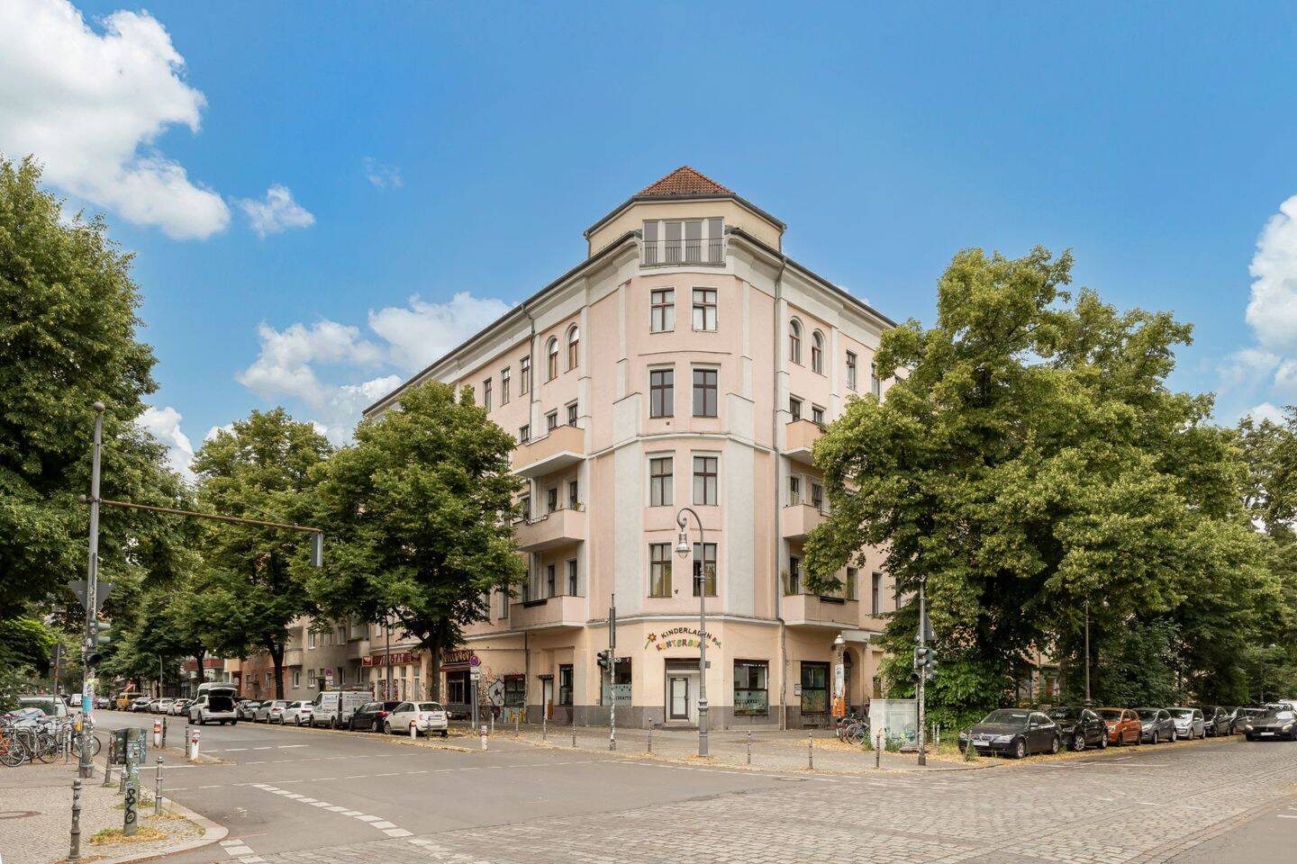 Hochwertig sanierte Dachgeschosswohnung mit Terrasse am Paul-Lincke Ufer – Berlin – Vorschaubild 9