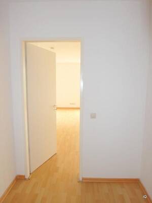 Ab Mitte September 2026: Singlewohnung im Waldschlösschenareal * neuer Laminatboden wird verlegt – 1099 Dresden – Vorschaubild 9
