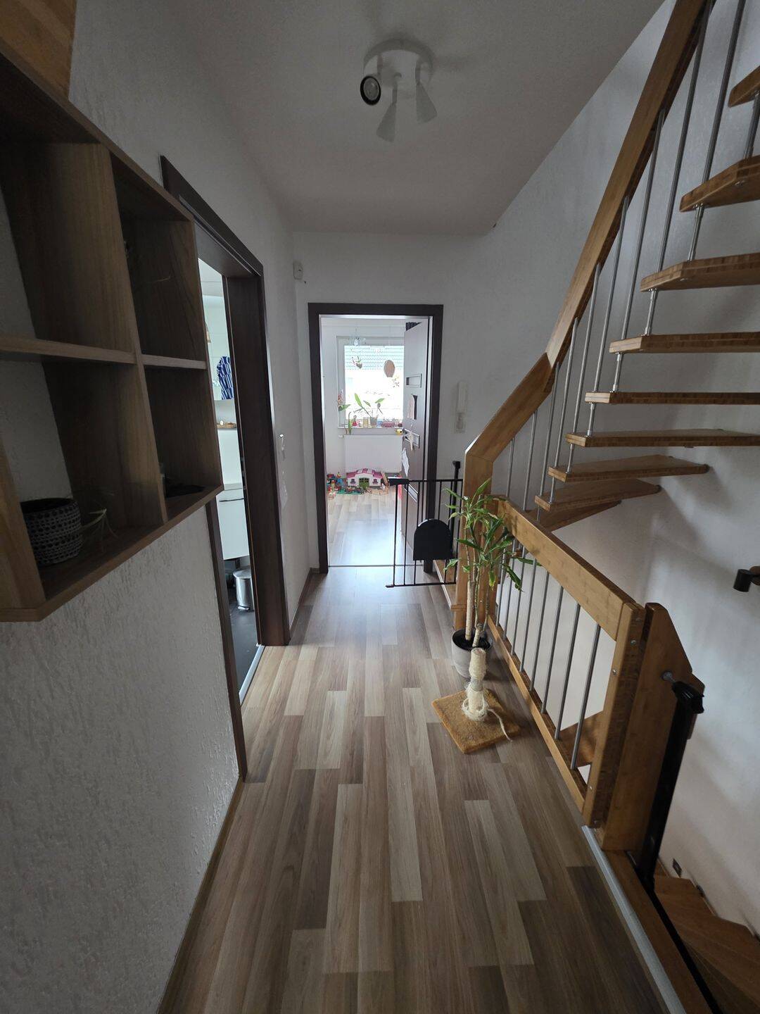 Charmante Doppelhaushälfte mit großem Garten - modern, stilvoll und äußerst gepflegt – Essen – Vorschaubild 6