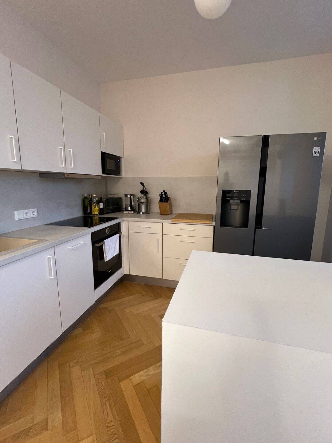 Modernisierte 2-Zimmer-Wohnung mit Einbauküche in Mainz – Mainz – Vorschaubild 3