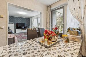 Vermietete Eigentumswohnung im 1. Obergeschoss mit Balkon, Aufzug und Tiefgaragenstellplatz – 45279 Essen – Vorschaubild 4