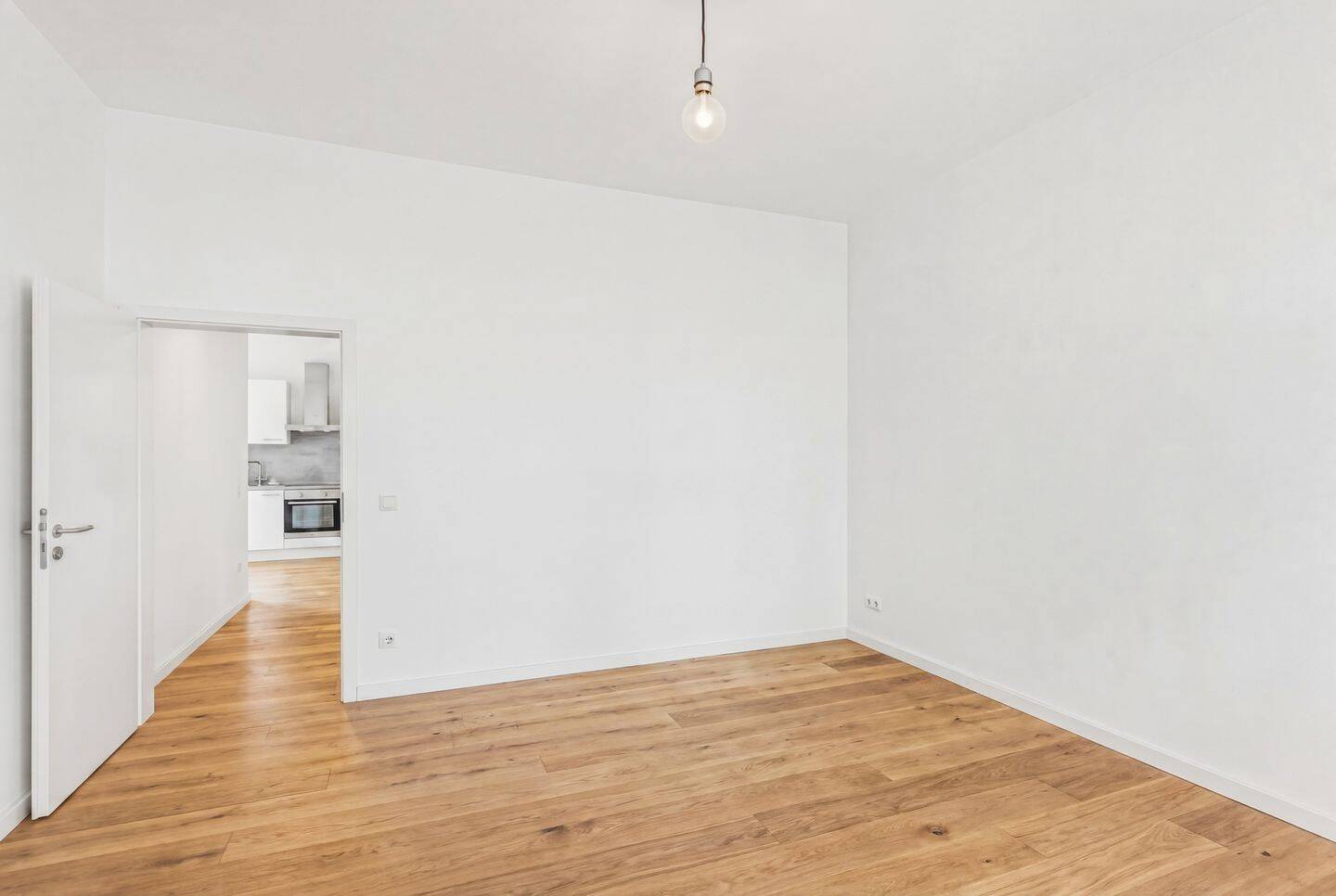 **Attraktive 2-Zimmer-Wohnung mit Balkon und offener Wohnküche** – Berlin – Vorschaubild 5