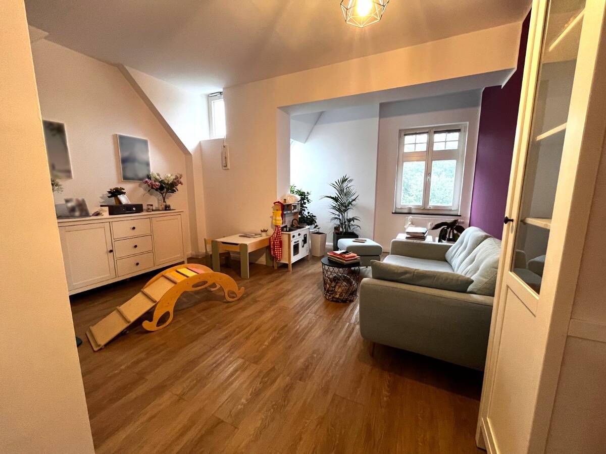 Ein Zuhause mit Geschichte - stilvolle 3-Zimmer-DG-Wohnung im Herzen von Berlin-Biesdorf – Berlin – Vorschaubild 5