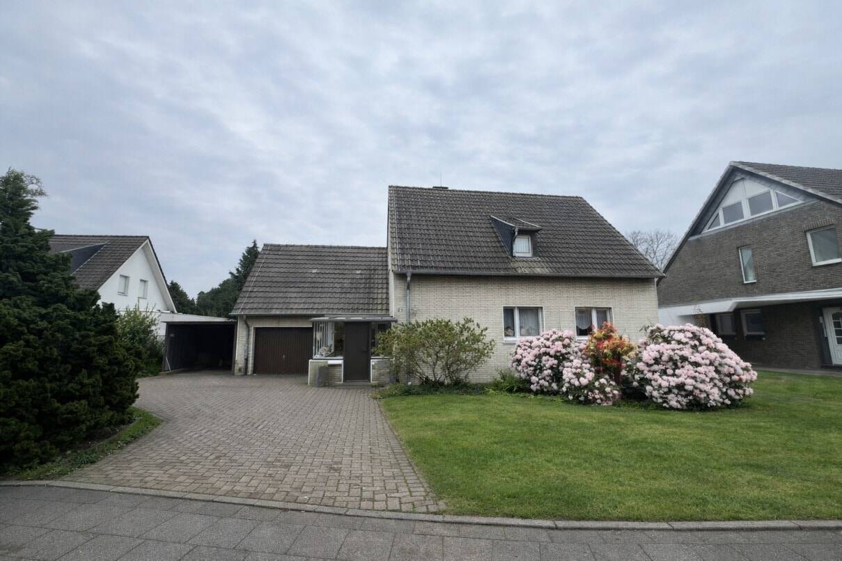 Revitalisierungsimmobilie auf traumhaftem Grundstück in beliebter Wohnlage! – Mönchengladbach – Vorschaubild 3