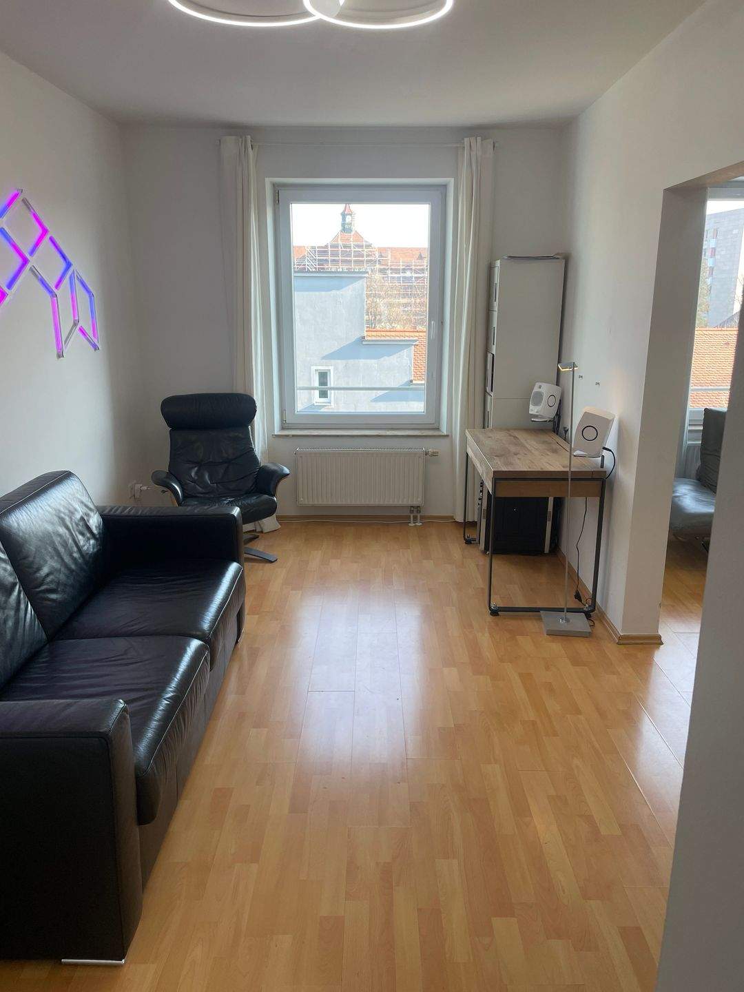 ++Provisionsfrei++ Viel Platz zum Entfalten: Moderne 5-Zimmer-Wohnung. mit Sonnenbalkon – Nürnberg – Bild 1 von 9