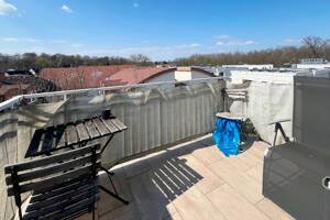 Offenbach-Rosenhöhe: Großzügiges, individuelles Wohnerlebnis mit Dachterrasse und 2 Stellplätzen! – 63069 Offenbach am Main – Vorschaubild 4