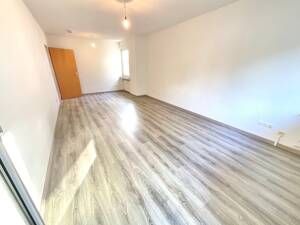 Schöne und helle Erdgeschosswohnung mit Balkon – 46119 Oberhausen – Vorschaubild 3