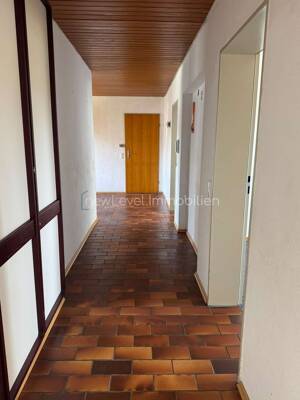 Ihr neues Zuhause in Giengen: 5 Zimmer, 107 m², Balkon, Loggia & Garage mit viel Potenzial – 89537 Giengen an der Brenz – Vorschaubild 6