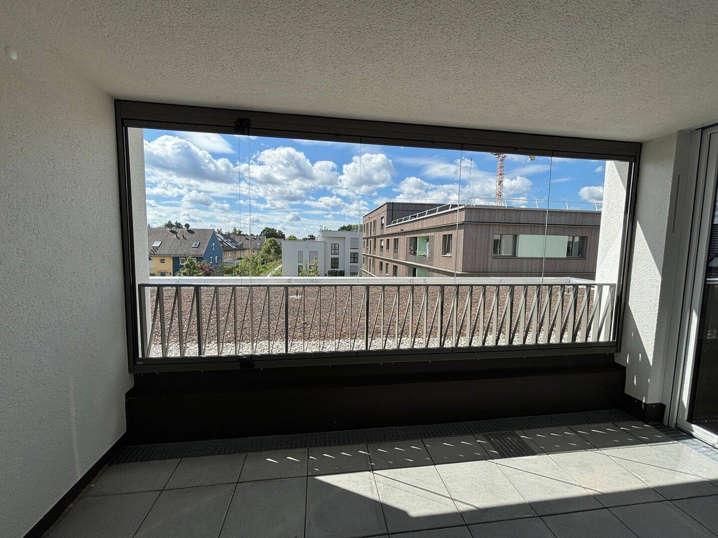 Großzügige 4-Zimmer-Wohnung mit Wintergarten – München – Vorschaubild 5