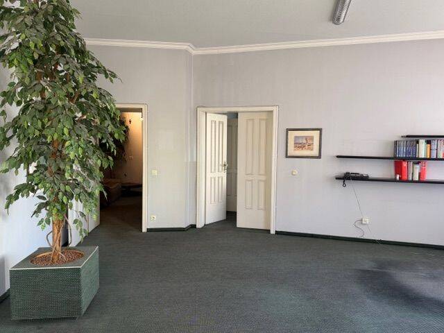 6-Zimmer-Eigentumswohnung im Jugendstilhaus, nahe Stadtpark, 90489 Nürnberg-Veilhof – Nürnberg – Vorschaubild 5