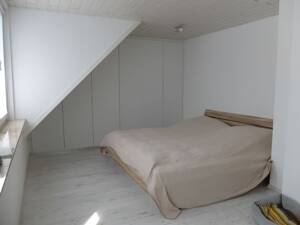 Köln-Wahnheide! Sonnige 2-Zimmerwohnung im 3-Parteienhaus, Balkon, Fußbodenheizung und Einbauküche! – 51147 Köln – Vorschaubild 3