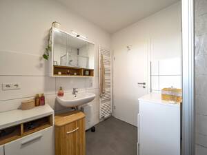 Kleine, modernisierte 2-Zimmer-Eigentumswohnung in City-Nähe – 26135 Oldenburg – Vorschaubild 6