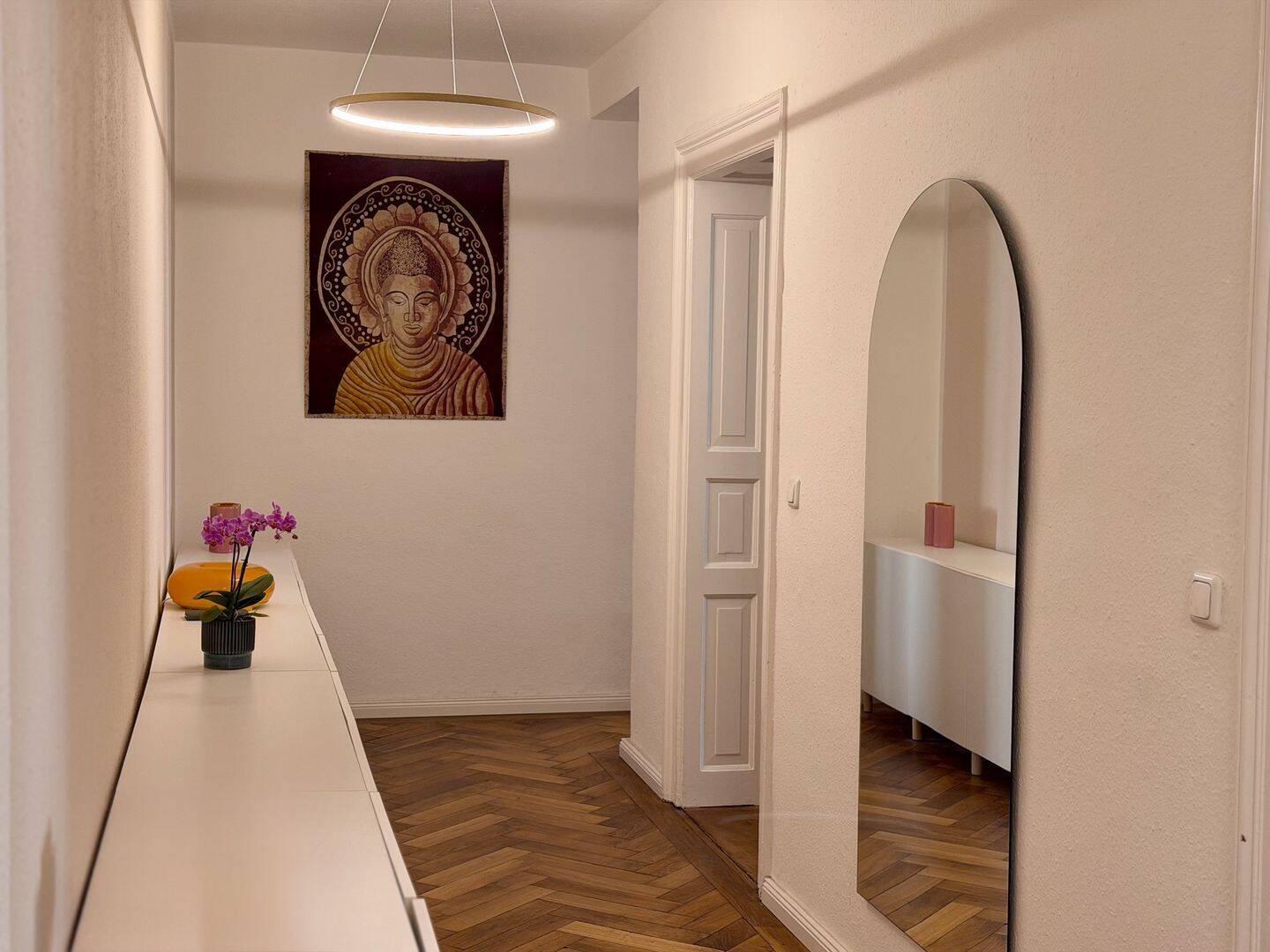 Altbau-Juwel - Gemütliche 3-Zimmer-Wohnung im ruhigen Innenhof mitten im beliebten Franzosen-Viertel