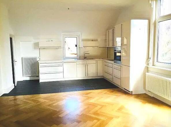 Dachmaisonette in Villa mit parkähnlichen Garten – Wiesbaden – Vorschaubild 6