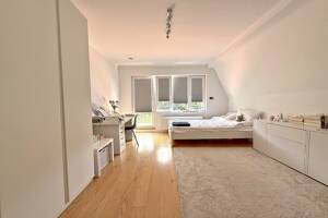 HH-Lokstedt, Bestlage, courtagefrei: Rotklinker-Villa zur Eigennutzung oder als Kapitalanlage – 22529 Hamburg – Vorschaubild 6