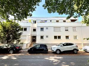 Modernisierungsbedürftige 3-Zimmer-Eigentumswohnung in ruhiger Lage von München Berg am Laim – 81673 München – Vorschaubild 1