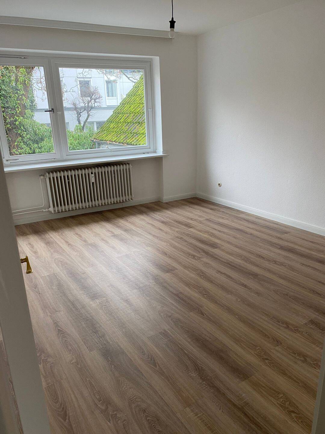 Helle 2-Zimmer Wohnung mit Balkon – Hamburg – Vorschaubild 5