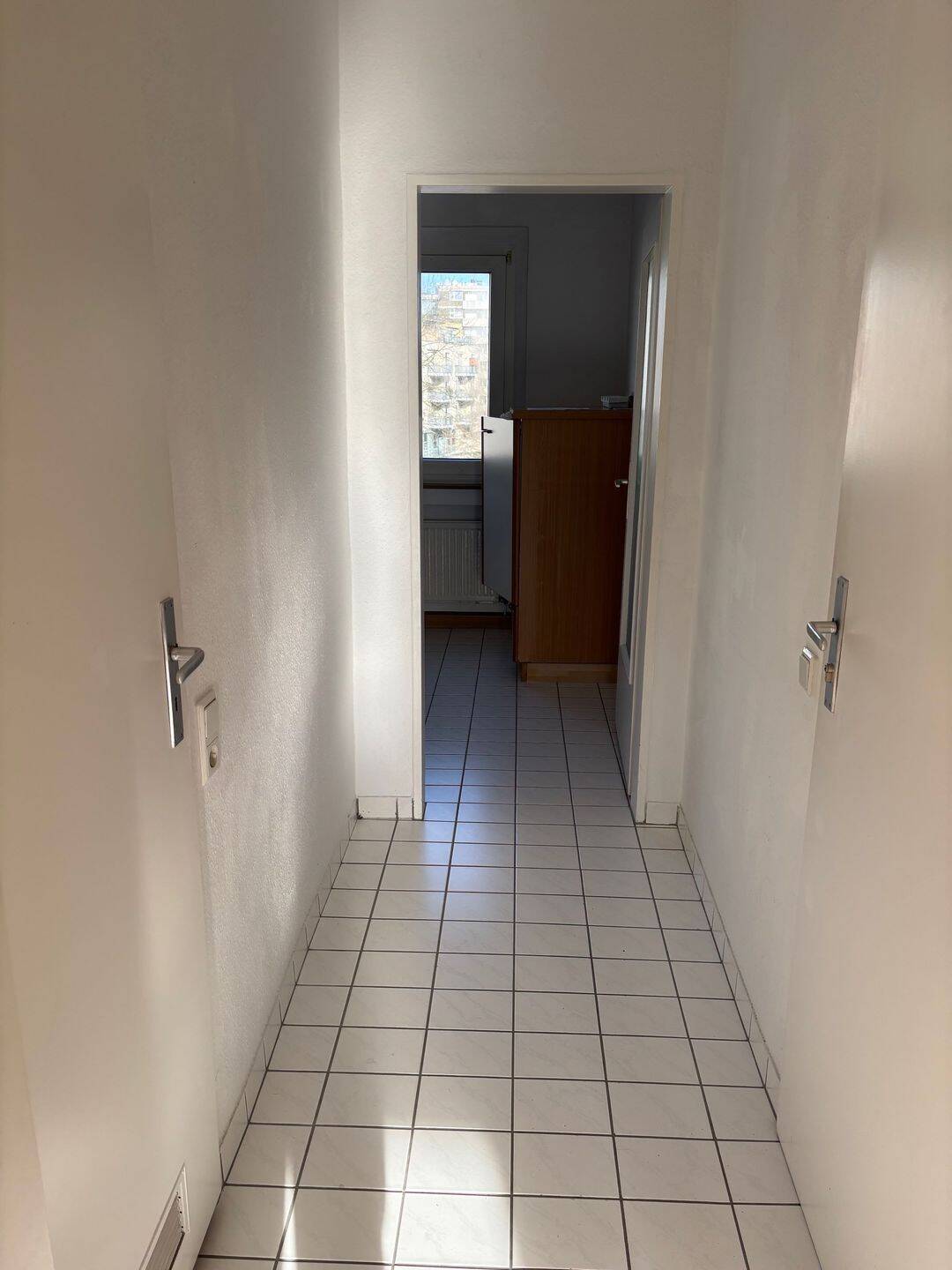 Helles Appartment mit Balkon und Garage (auf Wunsch) in Duisburg-Wanheimerort – Duisburg – Vorschaubild 4