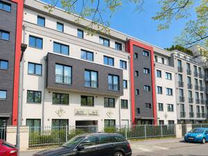 2-Zimmer Dachgeschosswohnung - hochwertig mit großer Dachterrasse! FREI ab 2027! – 13055 Berlin – Vorschaubild 3