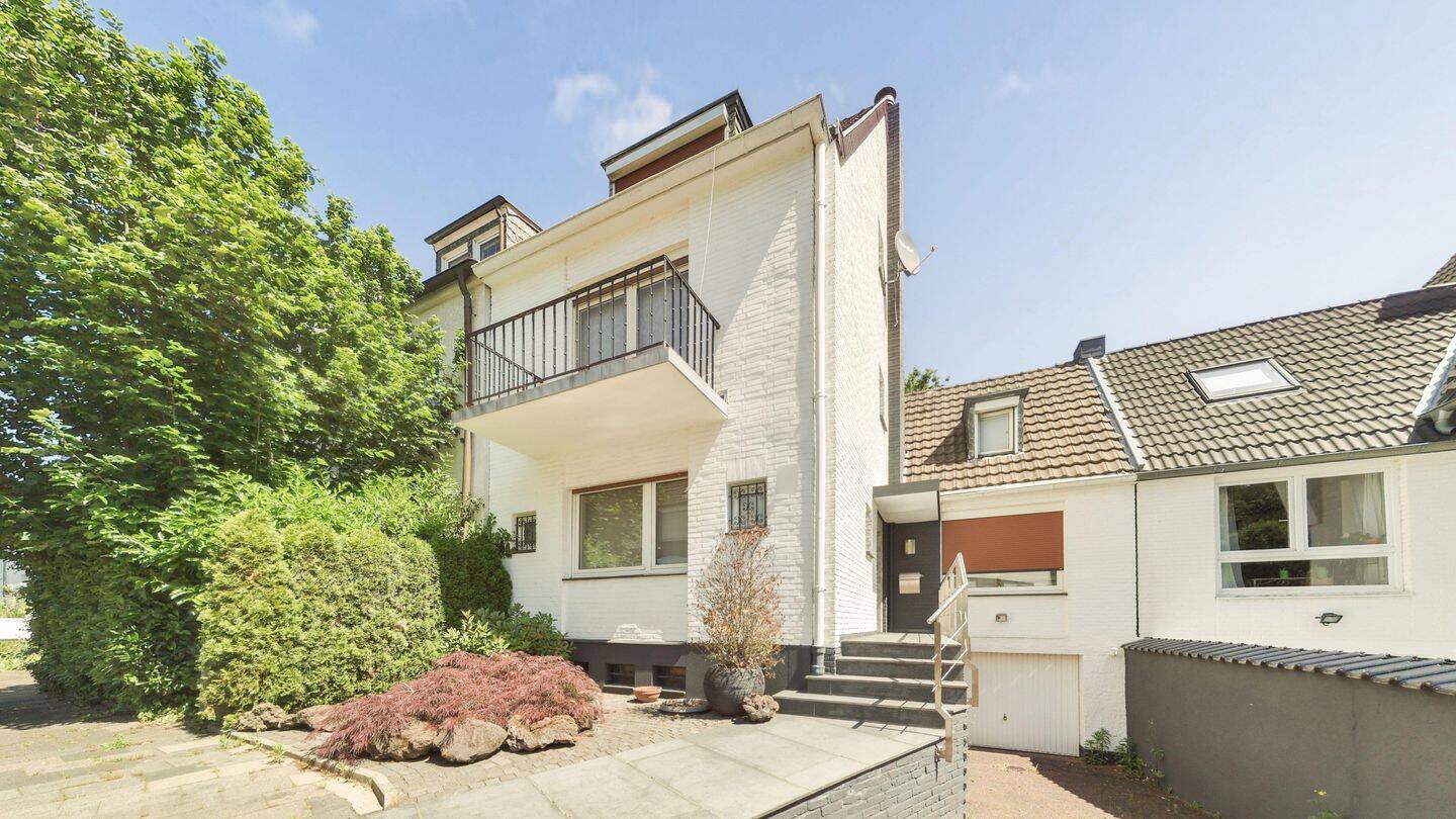 Einfamilienhaus in Derendorf - Seltene Gelegenheit in Düsseldorfer Bestlage