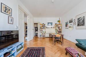 Altbauklassiker in Moabit - 3 Zimmer, Balkon & Guter Schnitt – 10557 Berlin – Vorschaubild 3