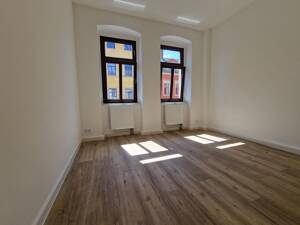 BEZUGSFREIE - 1-Zimmer-Eigentumswohnung mit Einbauküche in ruhiger Lage der Neustadt zu verkaufen!