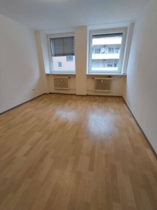 3-Raum-Wohnung mit Einbauküche, Nähe Nürnberg Hauptbahnhof, ohne Balkon – Nürnberg – Vorschaubild 5