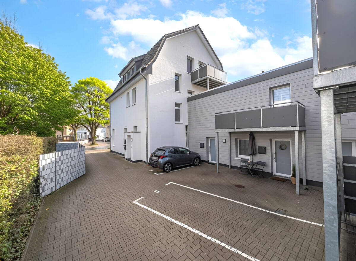Modernisierte 4-Zimmer-Eigentumswohnung in City-Nähe – Oldenburg – Vorschaubild 8