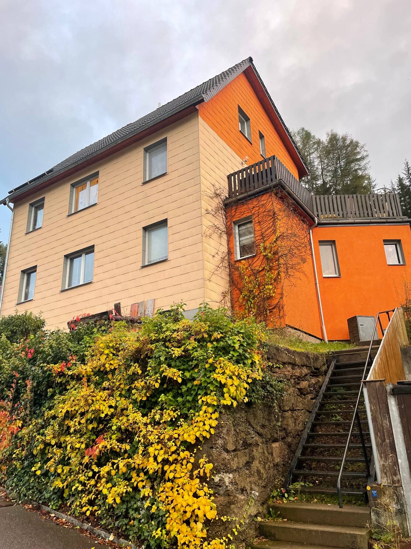 Attraktive Rendite- Immobilie mit 3 Einheiten, incl. Ferienappartement – Luisenthal – Vorschaubild 2