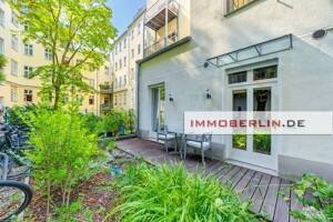 IMMOBERLIN.DE - Toplage Samariterkiez! Stimmige Erdgeschosswohnung mit großer Terrasse – 10247 Berlin – Vorschaubild 2