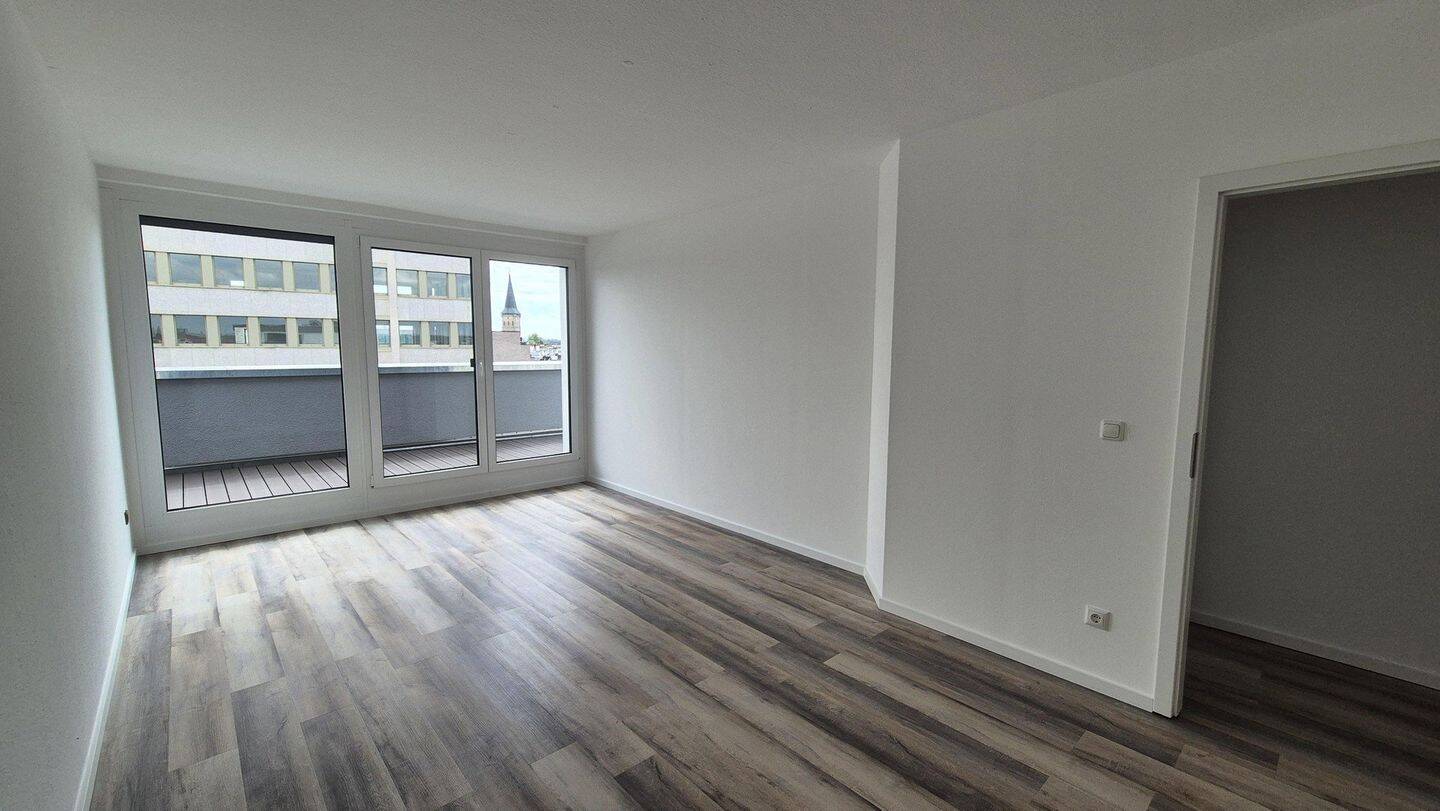 Renoviertes Penthouse mit Dachterrasse und Rundumblick - 5 Zimmer in der City – Osnabrück – Vorschaubild 5
