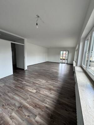 4ZKB - Wohlfühlen in zentraler Lage mit großzügiger Terrasse / Loggia – 68782 Brühl – Vorschaubild 2