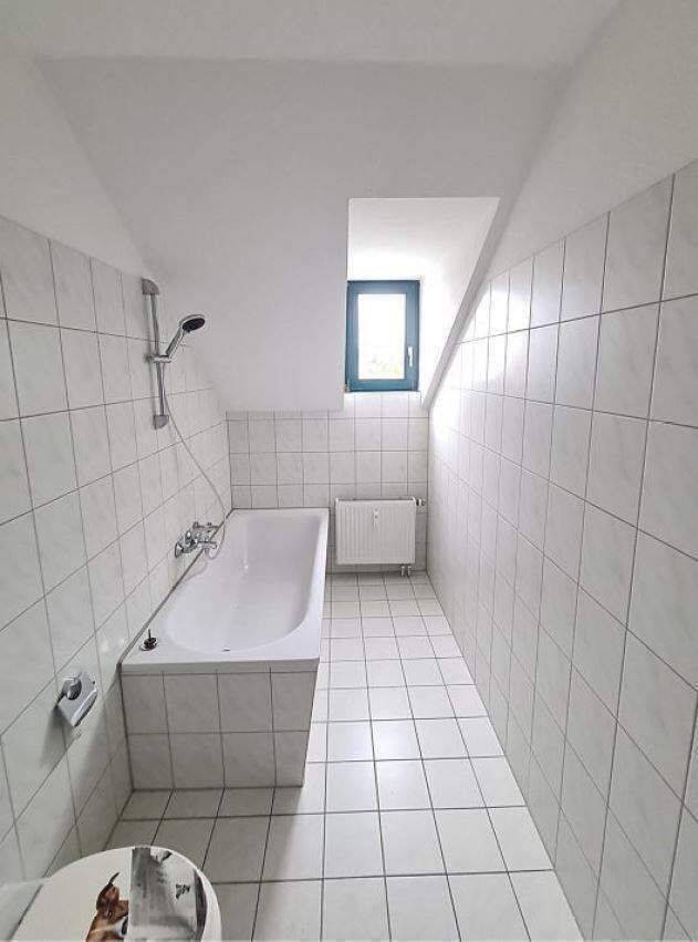 Interesse? Attraktive Zwei-Zimmer-Wohnung mit Einbauküche – Chemnitz – Vorschaubild 4