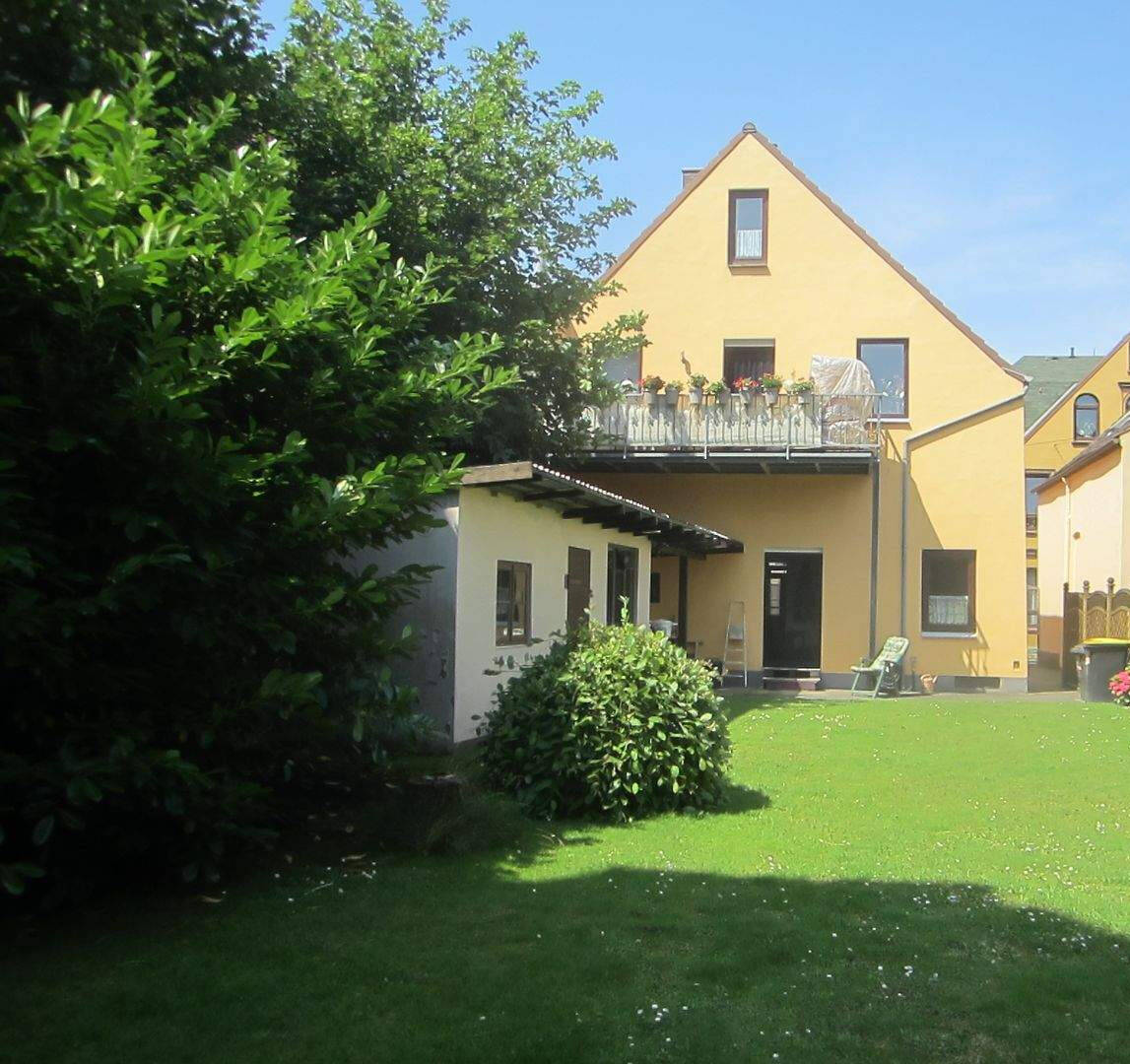 Sehr gepflegtes Zweifamilienhaus mit vermieteter EG-Wohnung und Maisonettewohnung zu verkaufen – Bremerhaven – Vorschaubild 4