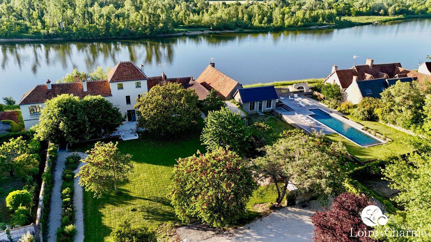 Maison 10 pièces 270 m² · à Saint-Dyé-sur-Loire · 270 m² · 1 150 000 €