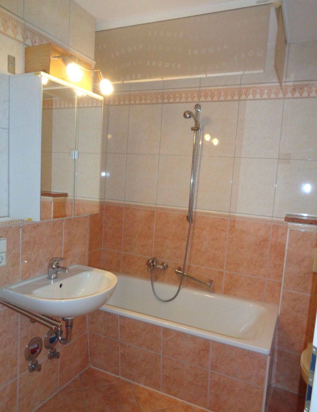 61qm | renoviert | Balkon | Parkett | zentrumsnah | Stellplatz – Chemnitz – Vorschaubild 6