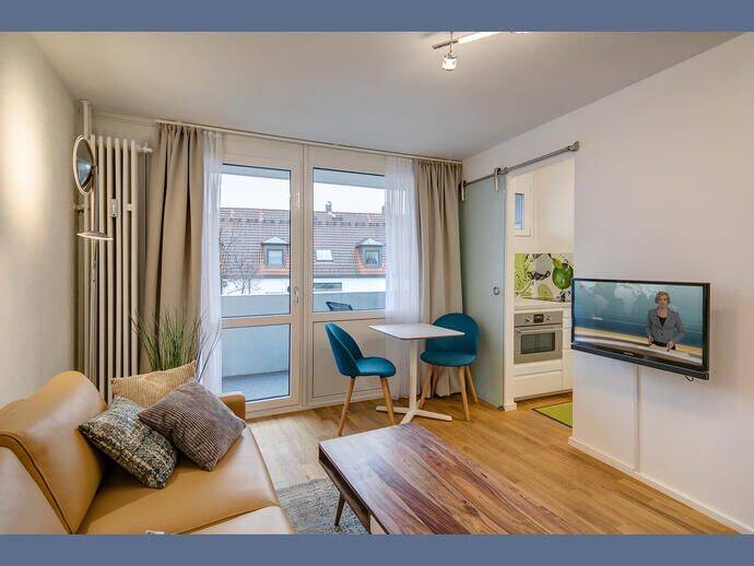 Möbliert: Modernes Apartment in günstiger Lage – München – Vorschaubild 2