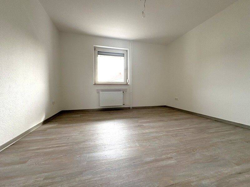 Frisch renovierte 3-Zimmer Wohnung mit Dusche – Dortmund – Vorschaubild 3