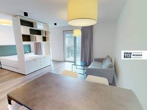 URBAN BASE: Vollmöbliertes 1-Zimmer-Apartment mit EBK, BALKON, ALL-IN-MIETE, UVM. im Wiesbadener Stadtzentrum – 65189 Wiesbaden – Vorschaubild 1
